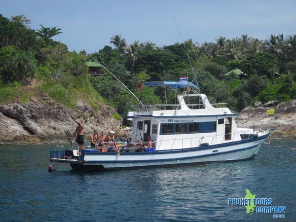 Private Fishing Charter - Raya Island 6-10 Pax